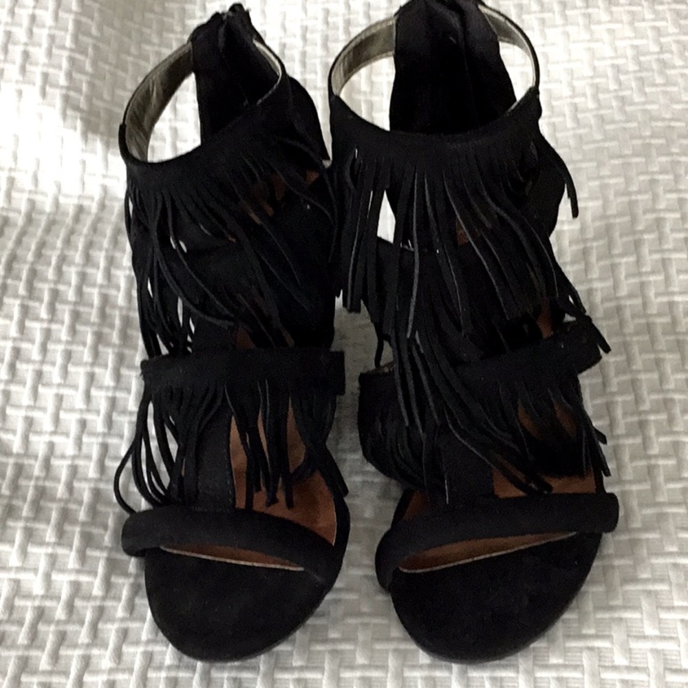 Women’s shoes